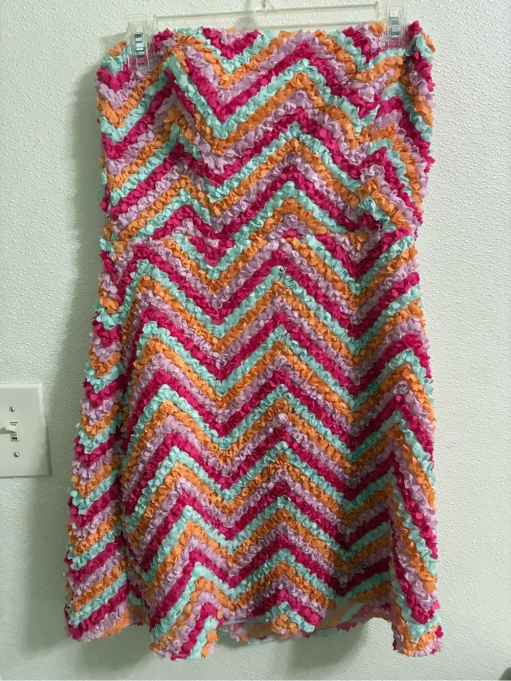 Selfie Leslie In Paris Embellished Multicolor Chevron Mini Fuchsia Dress L(8)